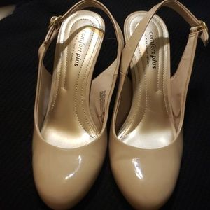 Slingback Nude pumps